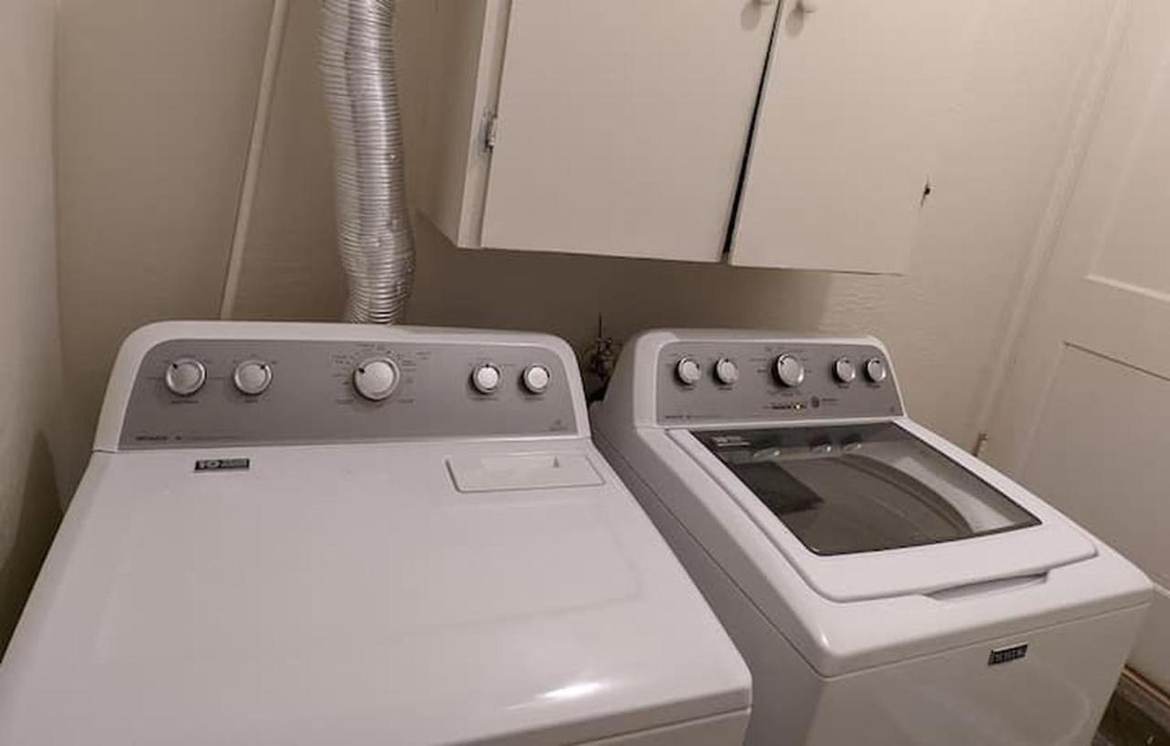 Amazing 2Br Home - Steps To Unm North Campus Albuquerque Eksteriør billede